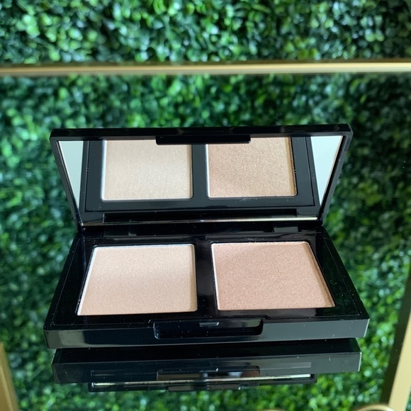 Laura Geller Hi Def Glow Illuminator Highlighter Duo in Heart of Gold | NEW - Picture 7 of 10